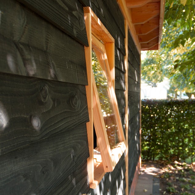 Douglas stelkozijn universeel t.b.v. raam, onbehandeld.